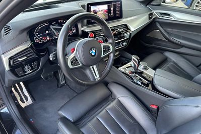 BMW Seria 5 M5