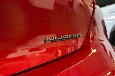 Peugeot 208 Allure e-DCS6  1.2 mHEV