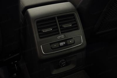 Audi A4 35 TFSI S Line