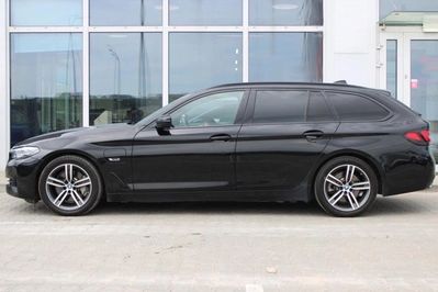 BMW Seria 5 Touring 530e xDrive