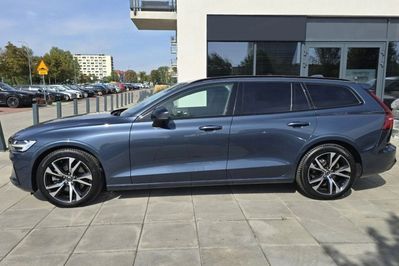 Volvo V60 B4 B Plus Dark