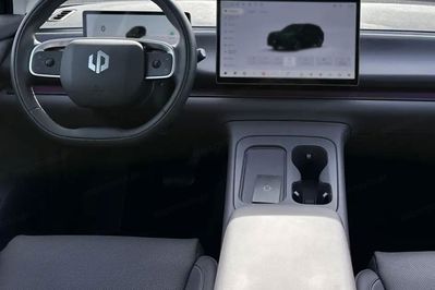 Leapmotor C10 Design 1.5 Hybrid