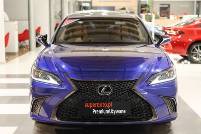 Lexus ES 300h F Sport Design