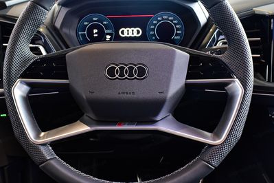 Audi Q4 e-tron 45 quattro S Line Sportback