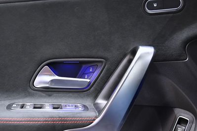 Mercedes CLA Shooting Brake 200 AMG Line