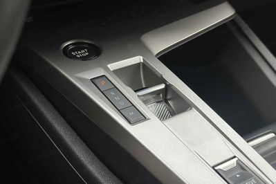 Peugeot 308 Allure 1.2 mHEV e-DCS6