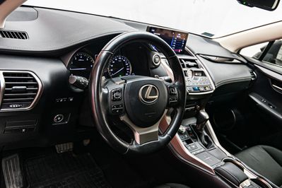 Lexus NX 300 AWD