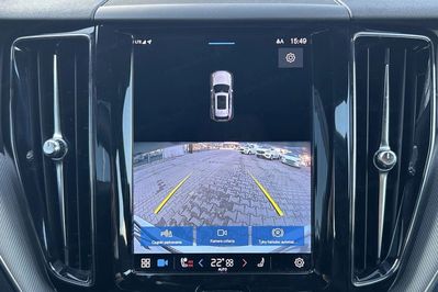 Volvo XC60 B5 B AWD R-Design