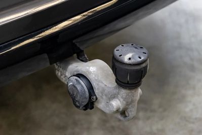 Volvo XC60 T8 AWD Plug-In Hybrid R-Design