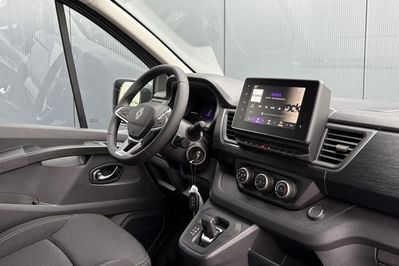 Renault Trafic L2H1 Extra Zabudowa Brygadowa AT9