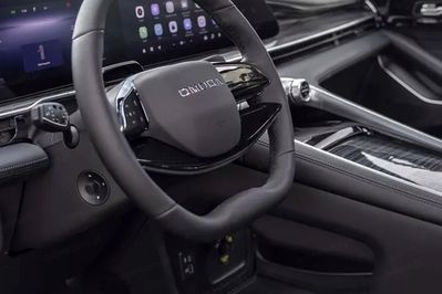 Omoda 9 1.5 Super Hybrid Exclusive AWD