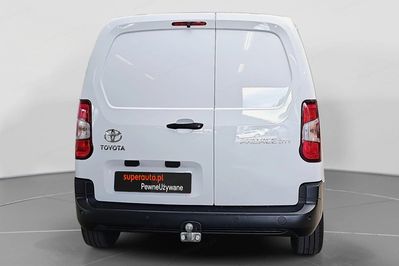 Toyota ProAce D-4T Active