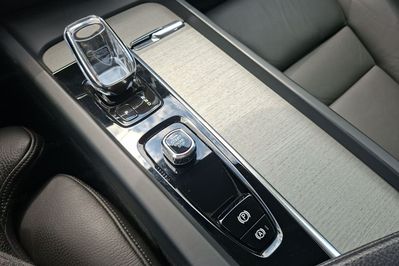 Volvo S60 B4 B R-Design