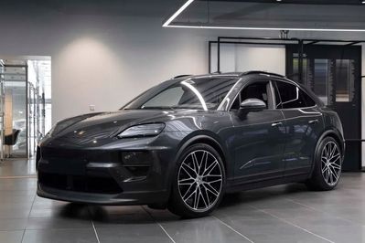 Porsche Macan 4