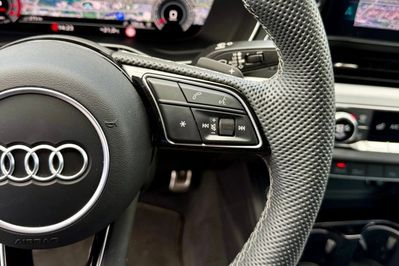 Audi A4 40 TFSI quattro S Line