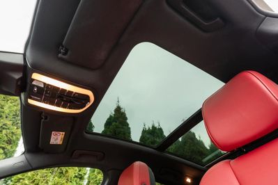 Porsche Macan Standard