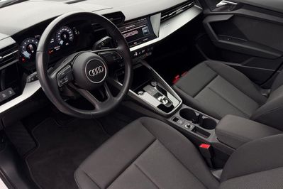 Audi A3 35 TFSI mHEV S tronic