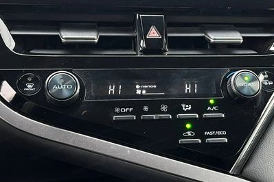 Toyota Camry 2.5 Hybrid