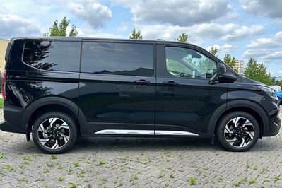 Ford Tourneo Custom 320 L1H1 Active A8 AWD