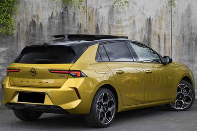 Opel Astra Ultimate 1.2 Turbo  eDCT6  mHEV