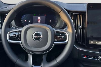 Volvo XC60 B5 B AWD Core