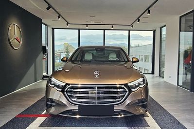 Mercedes Klasa E 200  4-Matic Exclusive
