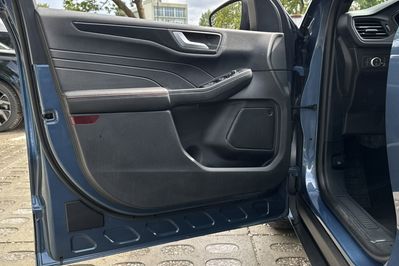 Ford Kuga ST-Line X 2.5 FHEV FWD