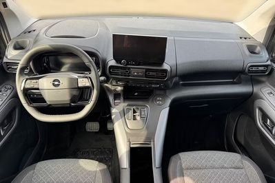 Opel Combo Kombi XL L2H1 AT8