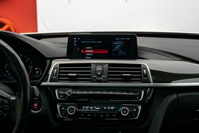 BMW Seria 3 Gran Turismo 320d xDrive Luxury Line aut