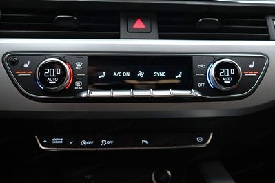 Audi A4 45 TFSI mHEV quattro S tronic