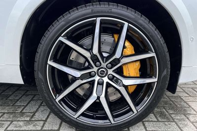 Volvo XC60 T8 Plug-In Hybrid AWD Polestar Engineered