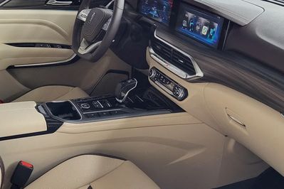 Bestune T77 1.5T Business DCT