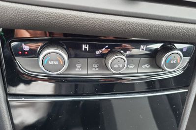 Opel Grandland X Grandland 1.2 T Business Edition S&S