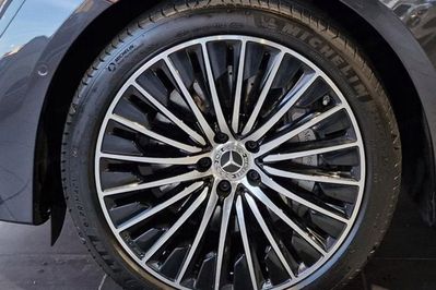 Mercedes E Klasa 220 d  4-Matic AMG