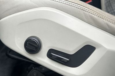 Volvo XC60 D4 Momentum Pro aut