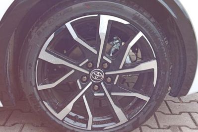 Toyota Prius Executive 2.0 Plug-in Hybrid