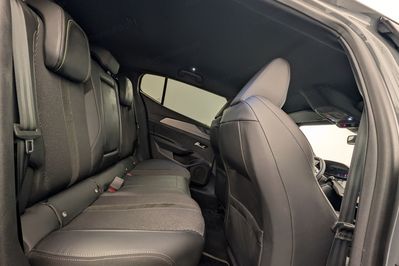 Peugeot 408 GT 1.2 mHEV e-DCS6