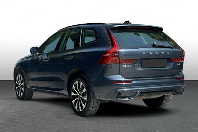 Volvo XC60 B4 B Plus Dark
