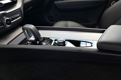 Volvo XC60 B5 B AWD Plus Bright