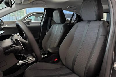 Peugeot 208 1.2 PureTech Allure S&S EAT8