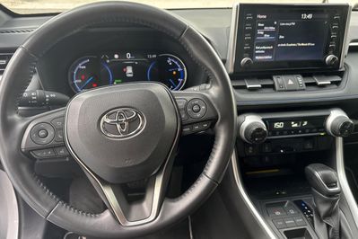Toyota RAV4 Selection 2.5 Hybrid