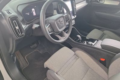 Volvo XC40 B3 Plus Dark