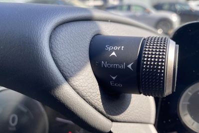 Lexus ES 300h Business Edition 2.5 E-CVT