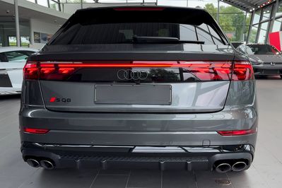Audi Q8 SQ8 TFSI quattro