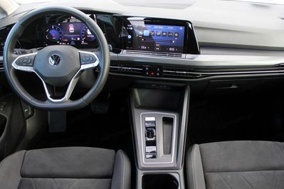 Volkswagen Golf VIII 1.4 TSI Plug-In Hybrid Style DSG