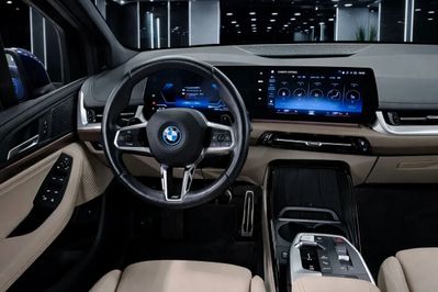 BMW Seria 2 225e xDrive M Sport sport-aut