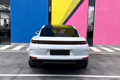 Porsche Panamera 4