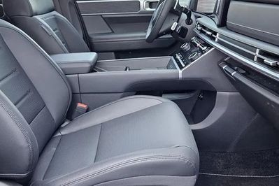 Hyundai Santa Fe 1.6 T-GDI HEV Platinum 4WD aut 5os.