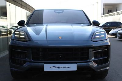 Porsche Cayenne Coupe E-Hybrid Black Edition
