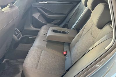 Skoda Superb 2.0 TDI SCR Essence DSG